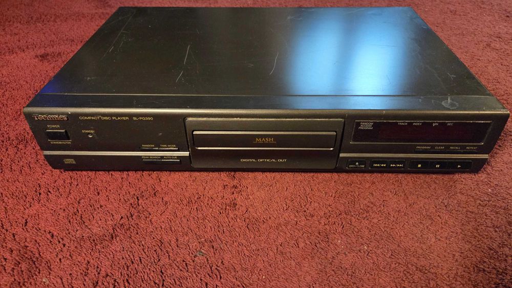 Technics SL PG390 odtwarzacz płyt CD, przetestowany, wszystko działa.