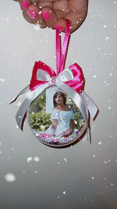 Новорічні кульки на ялинку