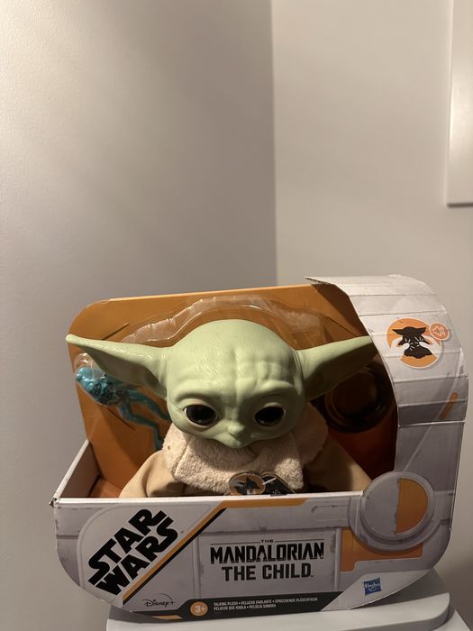 Boneco baby yoda Falante da Hasbro