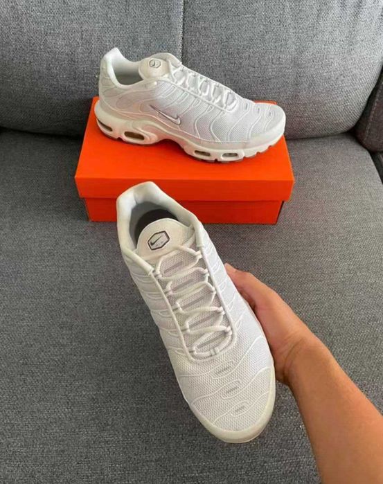 Nike_Air_Max_TN_Plus_White R.42