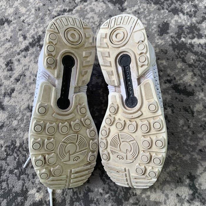 Продпю Білі кросівки Adidas