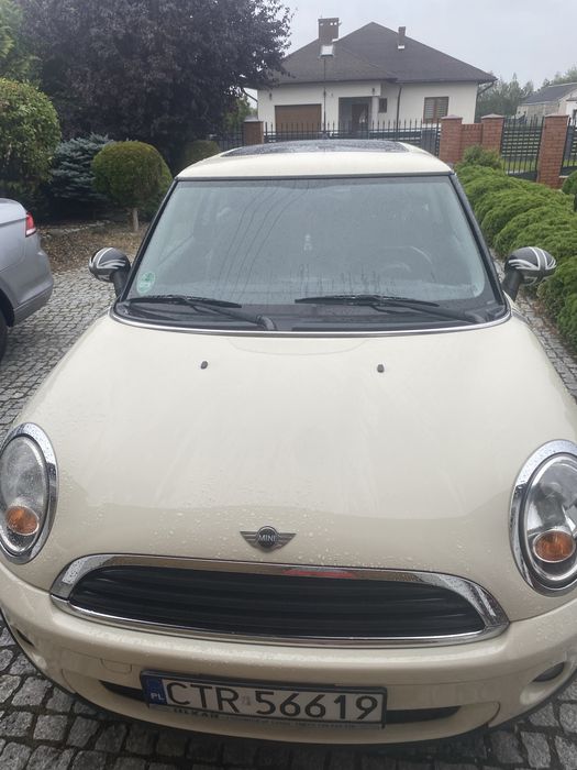 Mini Cooper 1.6 benzyna