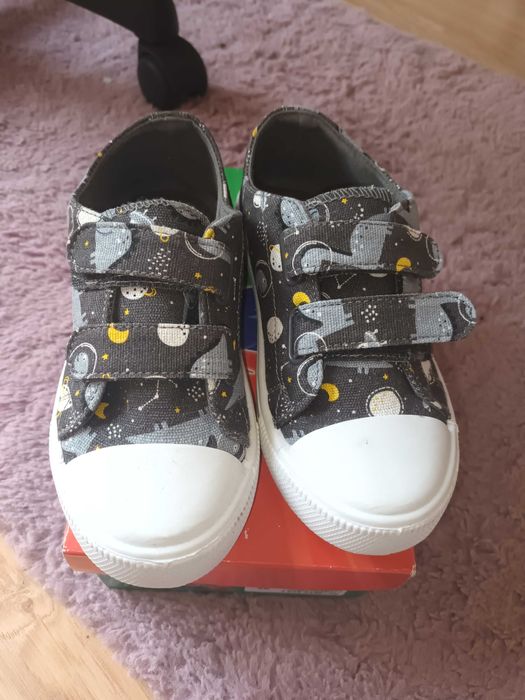 Trampki chłopięce 29 NOWE