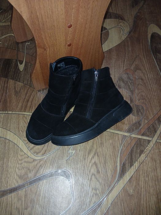 Чоботи зимові чорні натуральна замша