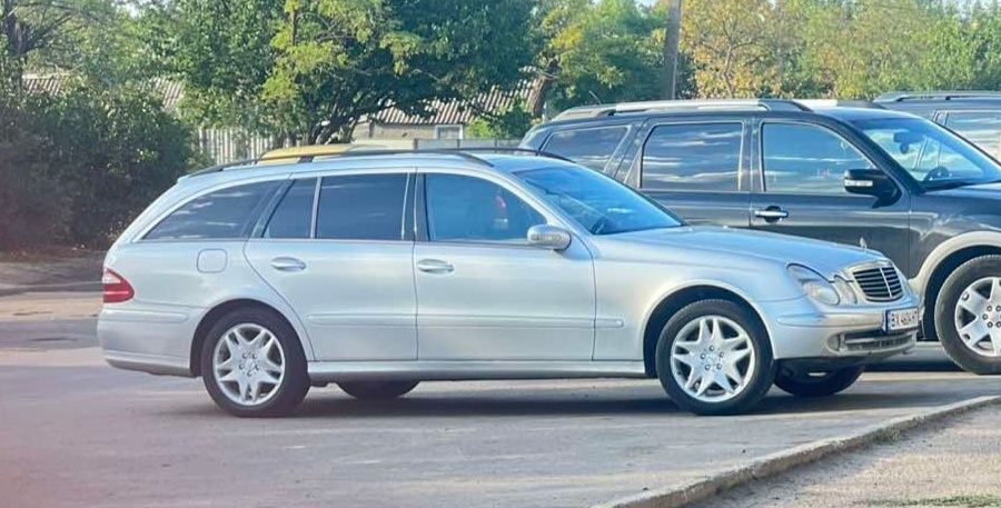 Продам Мерседес w211