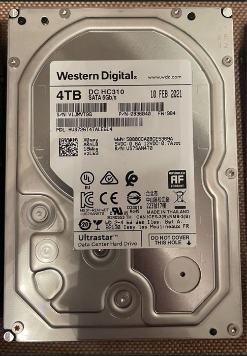 Жесткий диск Western Digital dc hc310. Seagate Barracuda.