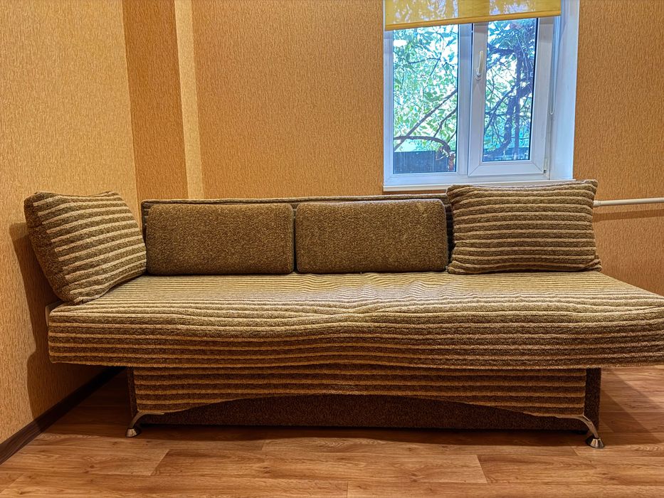 Розкладний диван