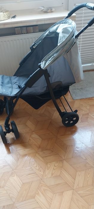 Spacerówka dla dziecka