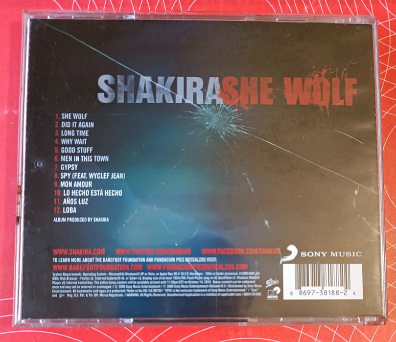 CD - Shakira - Ela é uma loba428114213088808961