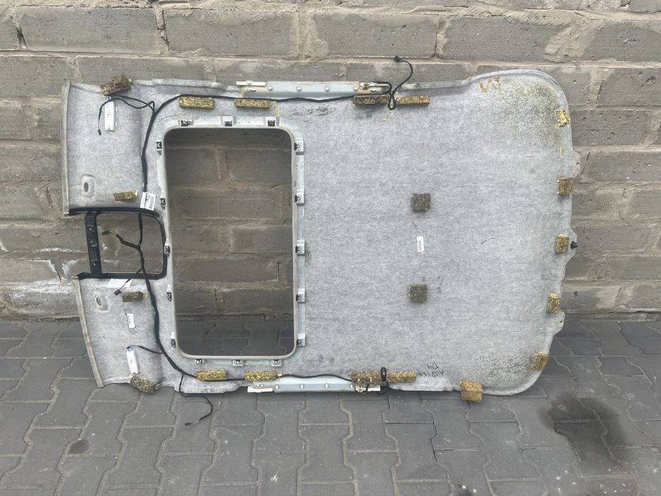 Podsufitka Audi A8 D4 Alcantara Szyberdach