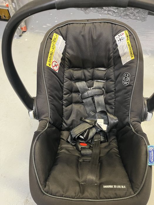 Nosidelko GRACO SnuGride 35 DLX z wkladka