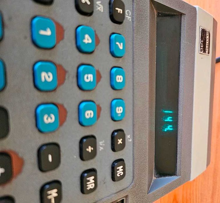 Kalkulator ELWRO 140 sprawny pamiątka z PRL