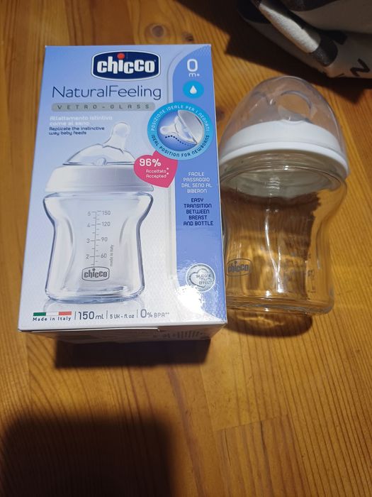 Szklana butelka chicco natural feeling nowa