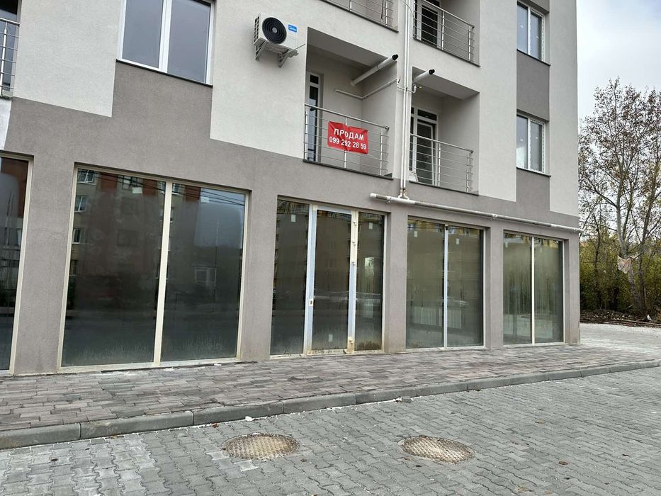 Продається комерційне приміщення