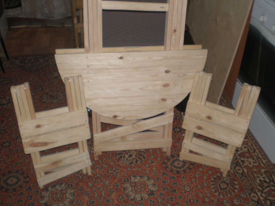 стол и табуретки раскладные