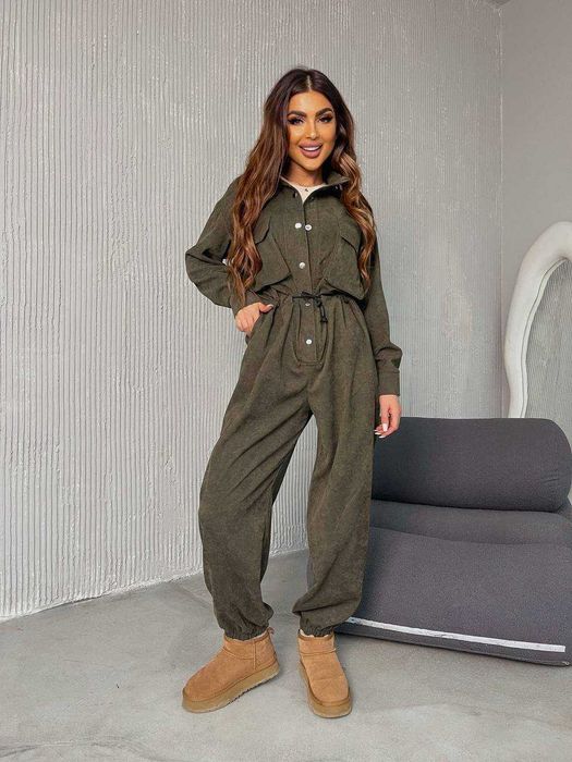 Жіночий вельветовий комбінезон у 3 кольорах, рр.42-52