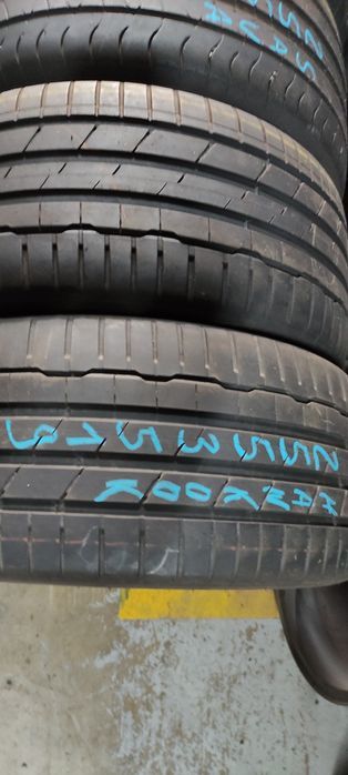 Pneus 255/35/19  semi novos