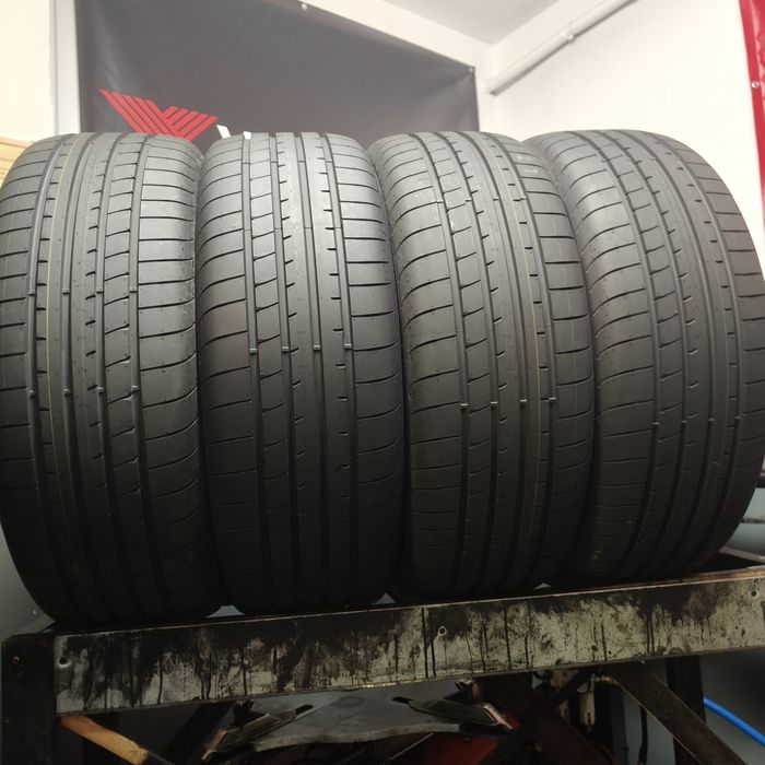 235/55/19 XL Sprzedam komplet opon letnich Goodyear