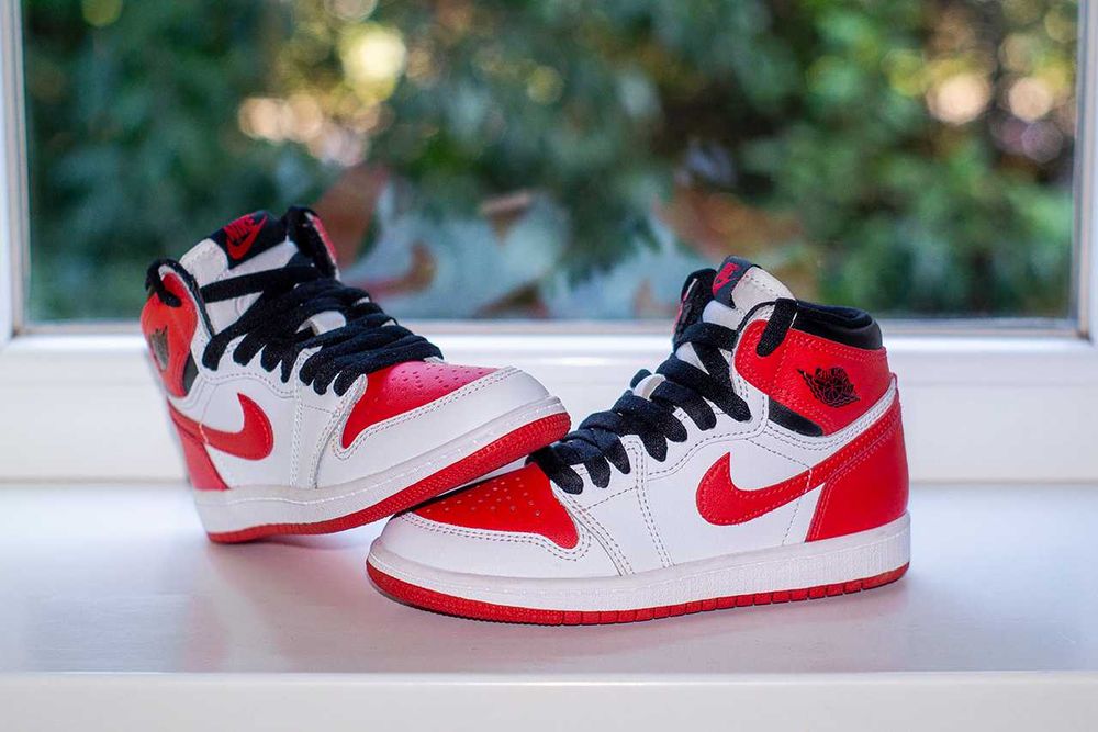 Кросівки Nike Air Jordan 1 Mid AQ2664-161 Leather Heritage Red 31 р оригінал