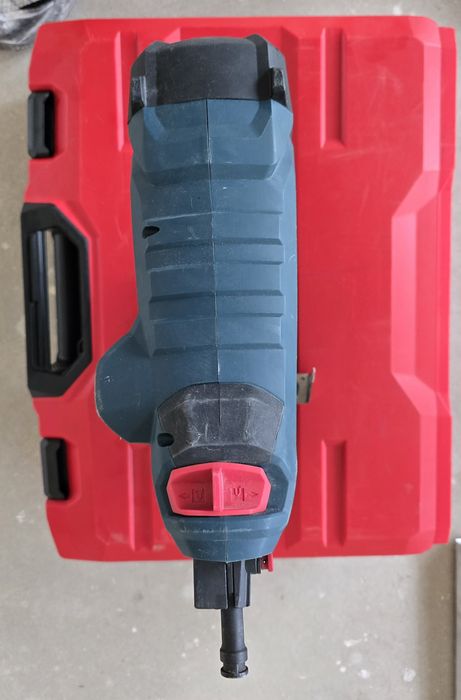 Osadzak Bosch GNB 38