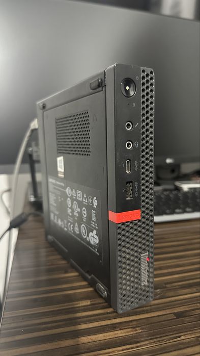 Lenovo Thinkcentre m720q