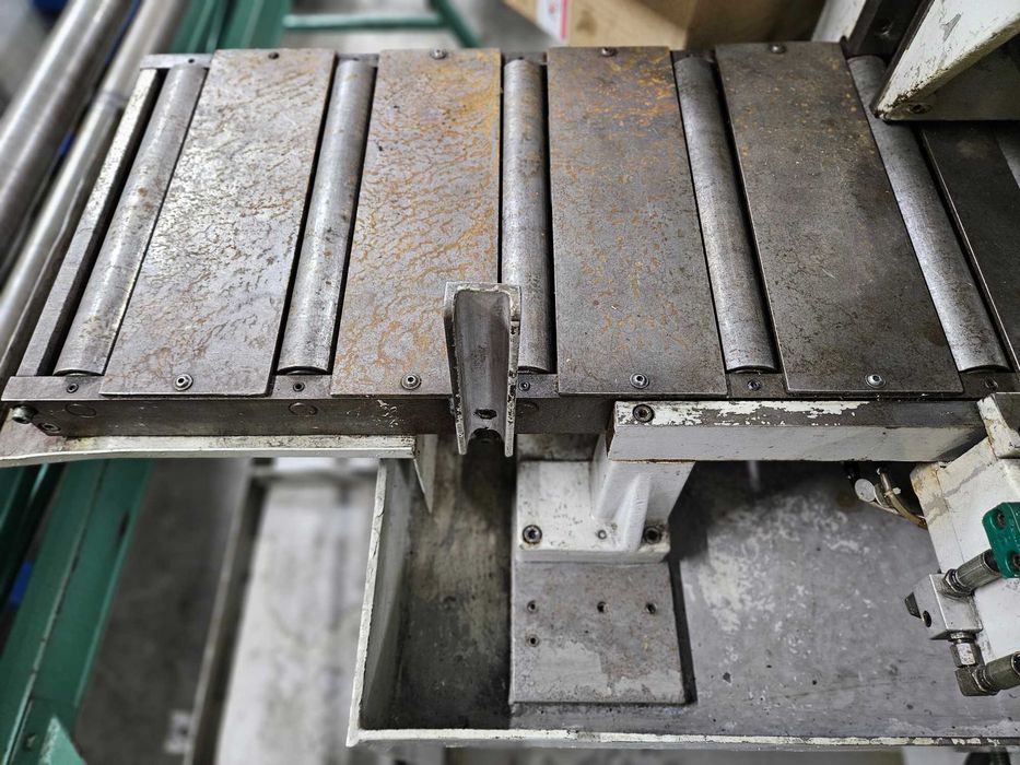 Автоматичний стрічкопильний верстат Behringer - HBP 263 A/CNC