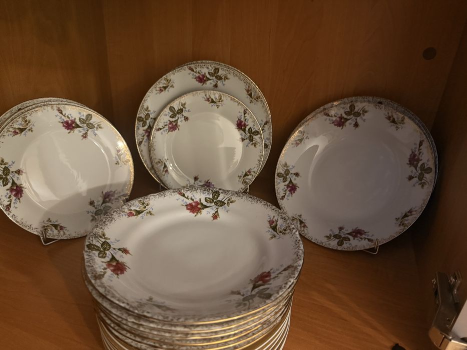 Zastawa stołowa, Chodzież, Iwona.