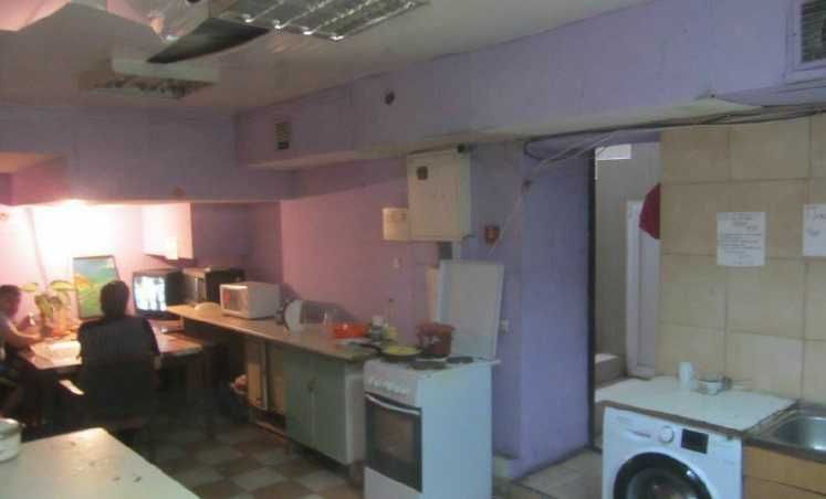 Продаж нежитлового приміщення вул.Кирилівська (вул.Фрунзе), 126/2