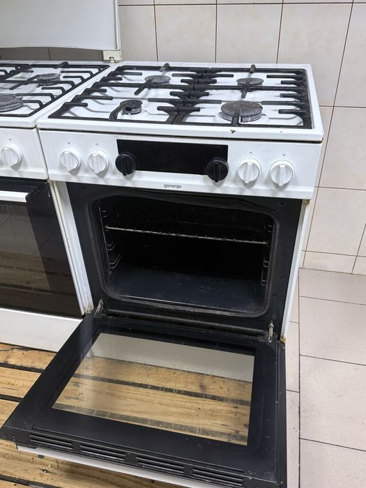 Газова плита б/у три штуки