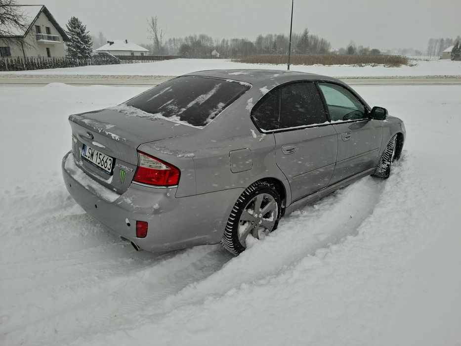 Subaru Legacy 4x4 napęd , ważne opłaty