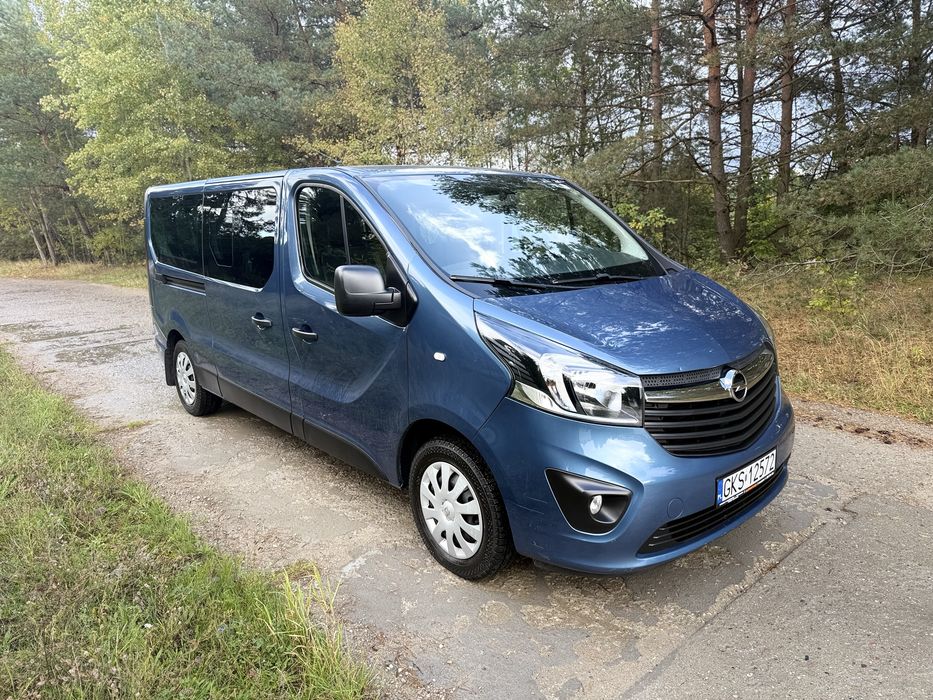 Opel Vivaro Long 9 osobowy bez wkladu