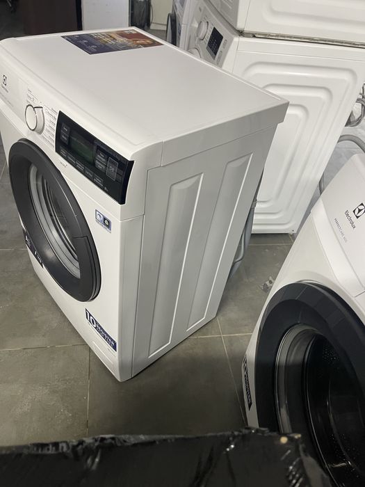Пральна  машина  Electrolux EW6S327SPI (7 кг)