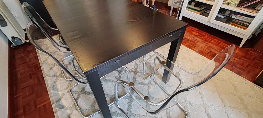 Mesa + cadeiras ikea