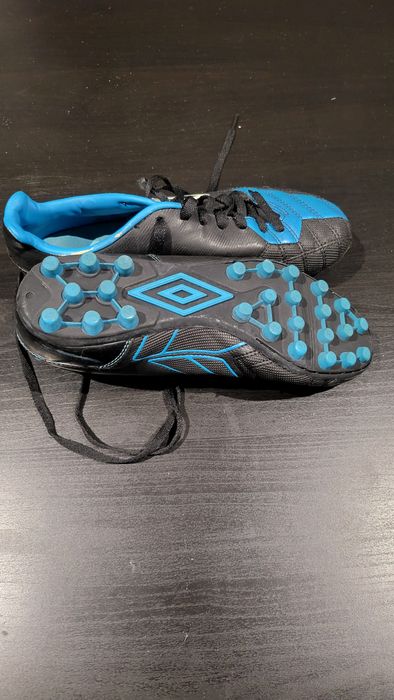 Chuteiras futebol umbro