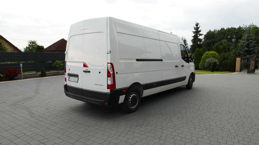 Wynajem aut dostawczych wypożyczalnia samochodów Renault Master Trafic