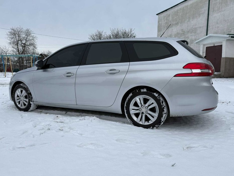 Peugeot Пежо 308 SW 2016