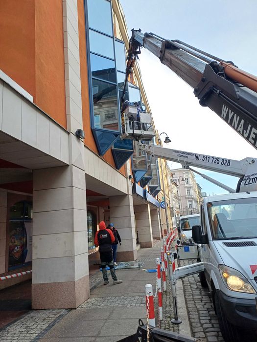 Podnośnik koszowy, wynajem