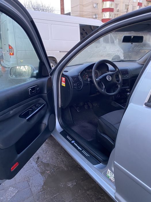 Продам власне авто .