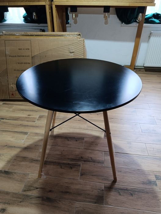 Стіл обідній круглий. Стіл. 80 см