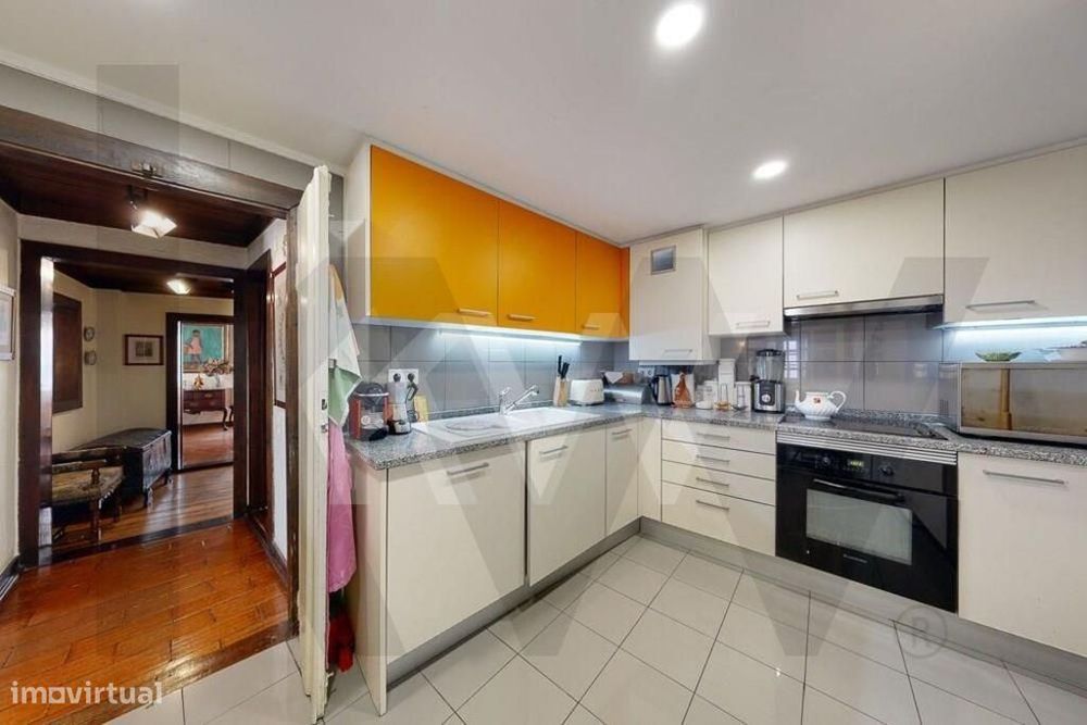 Triplex T4+1 no coração de Lisboa - Rua da Glória à Avenida da Liberd
