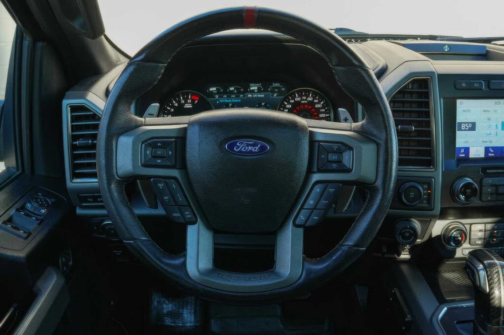 Ford F-150 Raptor      2017