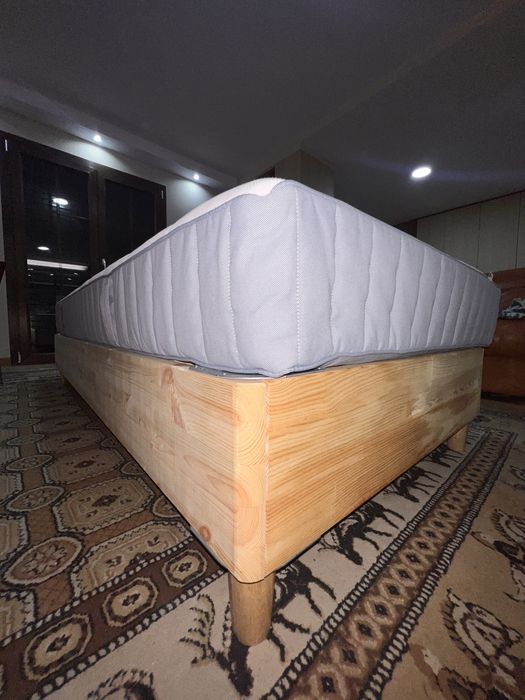 Conjunto cama ESPEVÄR + colchão VESTERÖY