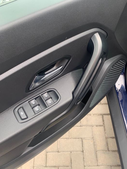 RENAULT DUSTER 1,5 дізешь 4*4