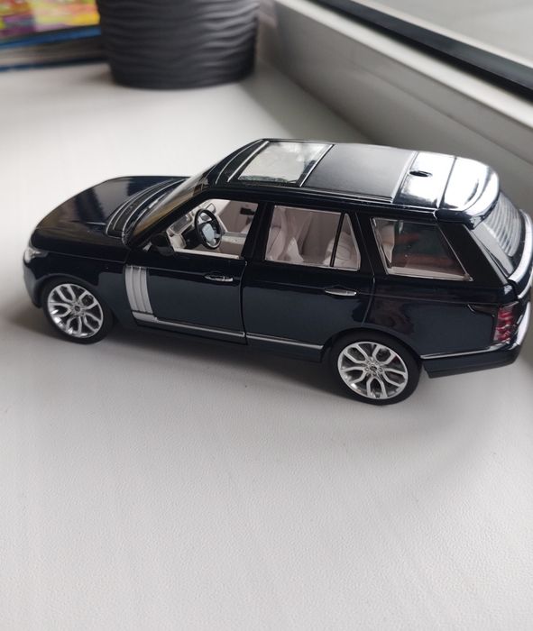 Металевий Джип Range Rover