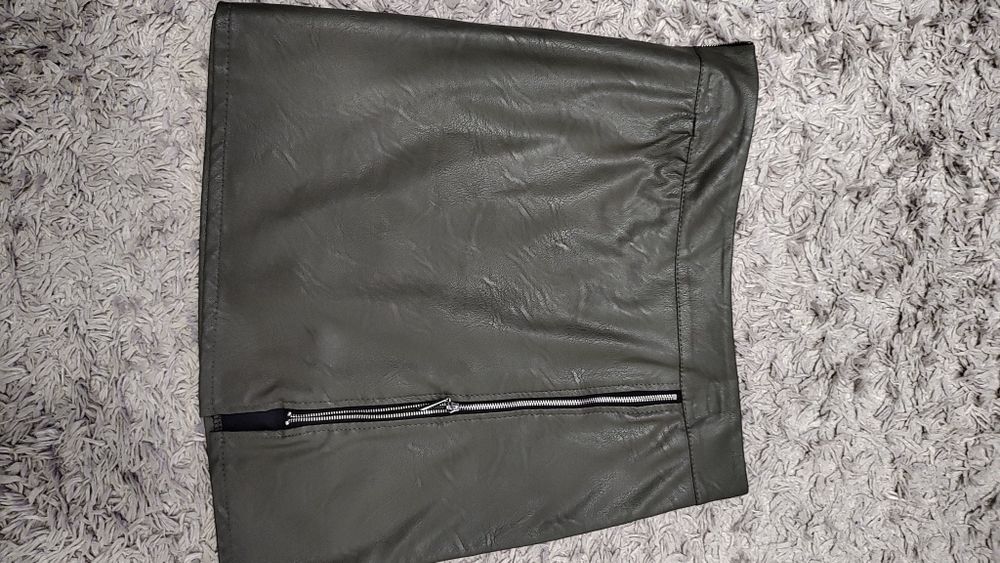 Spódniczka ekoskora 38M