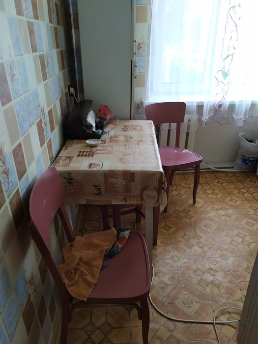 Візьму на квартиру  порядних  дівчат