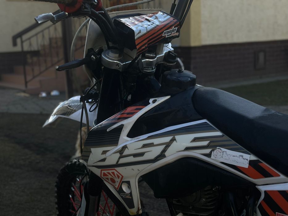 Продам мотоцикл bse s1 ендуро крос пітбайк