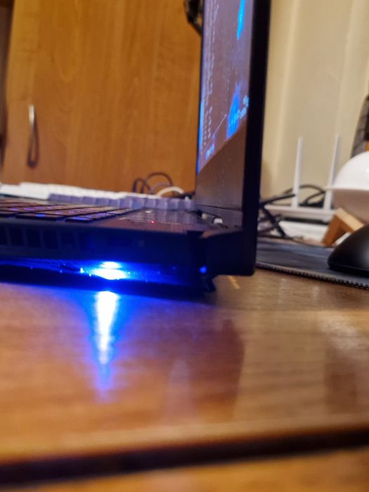 ASUS ROG Zephyrus S GX502GV 32 GB RAM,  i7, 2060, 512 GB SSD, 100%sRGB