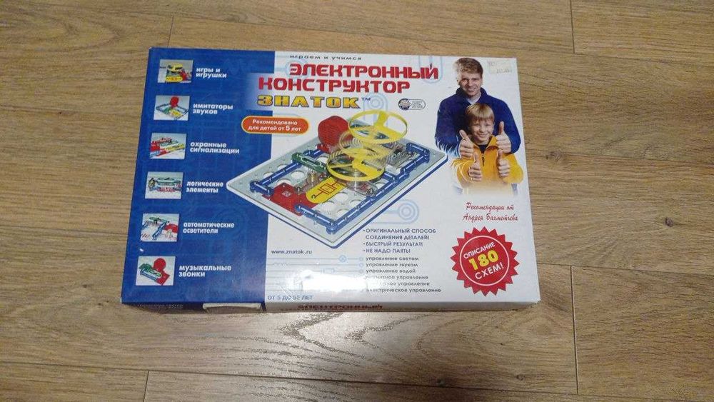 Електронний Конструктор "Знаток" (180 Схем) — Для Юних Електроніків!