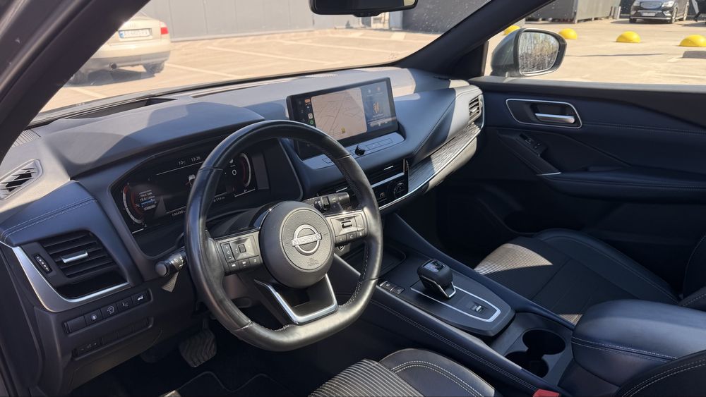 Nissan Qashqai 2023. 1.3 MHEV Xtronic Tekna